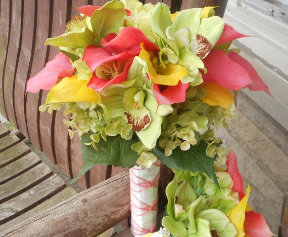 Saumon De Mariage De Plage Rose Bouquet De Lis Calla Jaune Beach Soie Bridal Bouquet Mariage Fleurs De Soie Destination Fleurs Tropicales