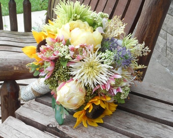 Peonías de girasol y flores silvestres Ramo de boda rústico / Ramo de novia de seda / Boda de campo / Boda rústica / Flores de boda de seda