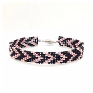 Loom Beaded Bracelet, Chevron Pattern, Black and Platinum Rose