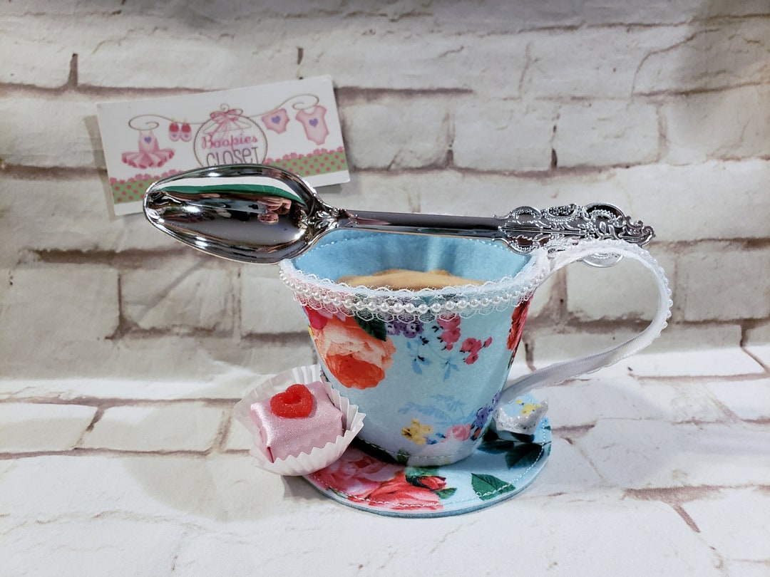 Vintage Lace Tea Cup, Saucer & Dessert Place In Decorative Hat Box
