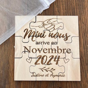 Customizable wooden puzzle original pregnancy announcement, Mini Us, baby coming soon gift, future grandma gift, soon to be dad
