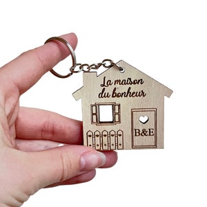 Customizable wooden house key ring, housewarming gift, moving in gift, home sweet home, the house of happiness, owner gift