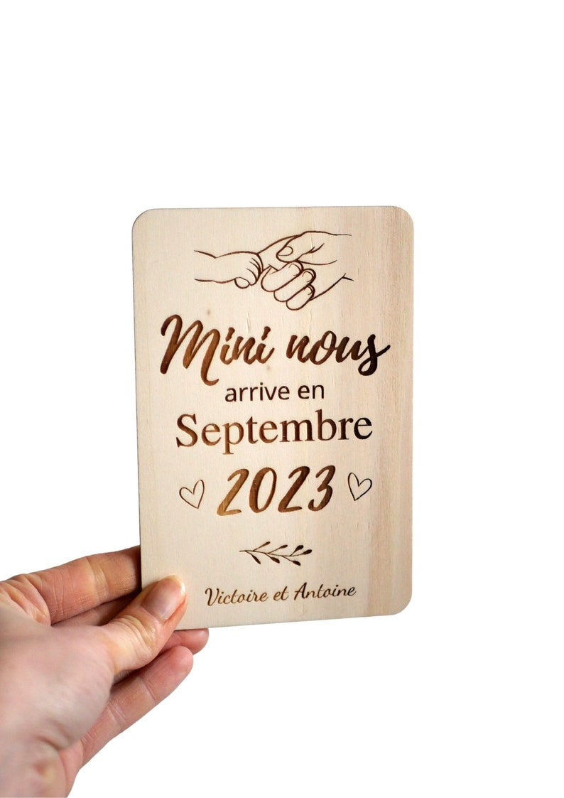 Wooden card for pregnancy, Mini Us/ Hands, baby ad, pregnancy, advertising card, application for sponsor, future mother imagem 1
