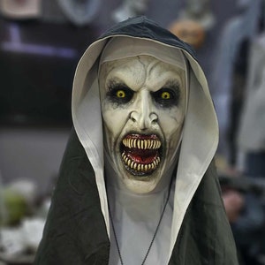 Valak The Nun Collector&#39;s Bust