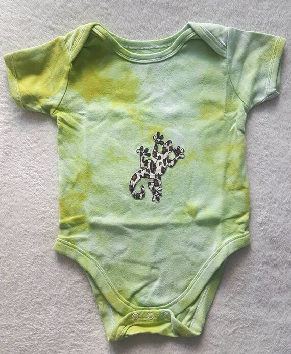 green baby vest
