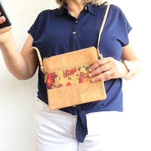 Cork Purse Made in Portugal - High quality cork bag natural color - vegan clutch - cross body bag - cork shoulder bag  (BO372)