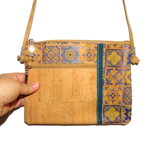 Monedero de corcho fabricado en Portugal - Bolso de corcho de alta calidad color natural - clutch vegano - bolso bandolera - bolso de hombro de corcho (BO282)