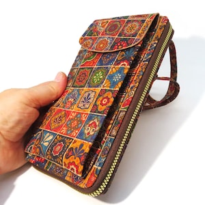 Vegan Cork Wallet and cell phone bag- ladies wallet - Cork Wallet - Cell phone bag - Purse Vegan - Vegan Gift - Crossbody bag (BO366)