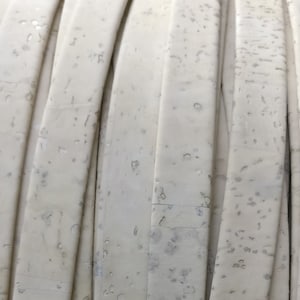 1 m - 10 mm Korkschnur - 10 mm portugiesische weiße Korkschnur - 10 mm Flachkork - Korkstoff - vegan(C10MM-37)