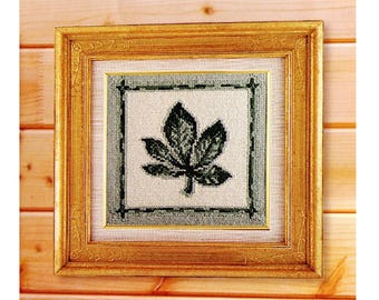 Embroidery scheme -  Floral motifs - Traditional Portuguese Arraiolos Embroidery Needlework(A112Flores4D)