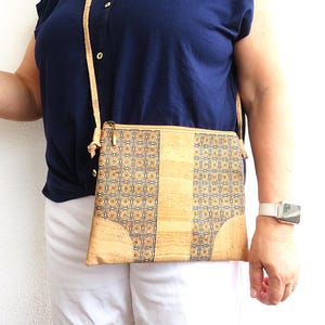 Cork Purse Made in Portugal - High quality cork bag natural color - vegan clutch - cross body bag - cork shoulder bag  (BO374)