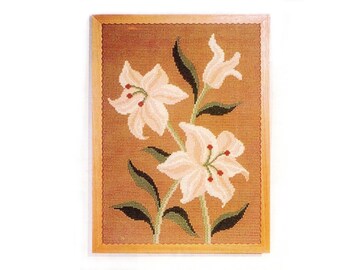 Kit do it yourself -  Exotic flowers - Portuguese Arraiolos - Traditional Portuguese Arraiolos Embroidery Needlework(A32LiriosBrancos)
