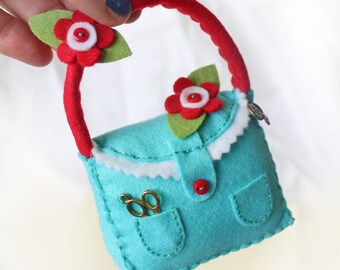 Seamstress Gift Sewing Room Accessory Felt Handbag Pincushion in Grey and Pink Chic Decor Pincushion