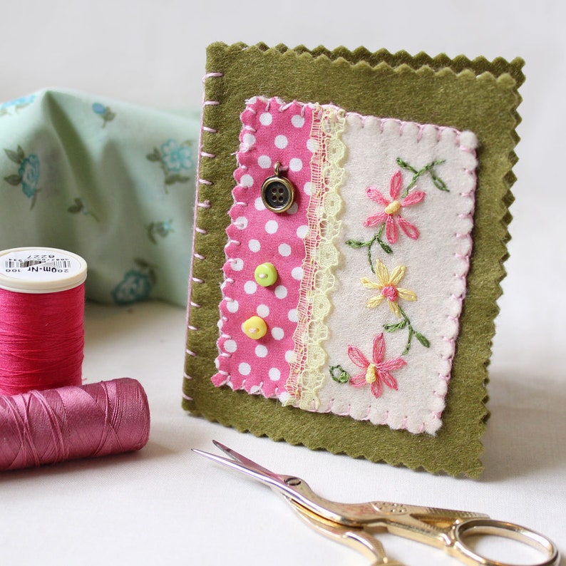 Hand Embroidered Needle Book: Green Felt Sewing Needle Case image 7