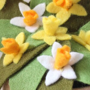 Spring Flowers Mothers Day Gift, Personalised Felt Daffodil Pot, H16cm image 5