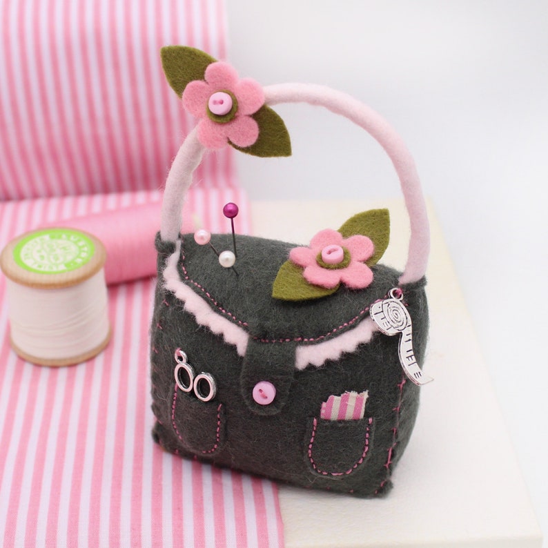 Seamstress Gift Sewing Room Accessory Felt Handbag Pincushion in Grey and Pink Chic Decor Pincushion