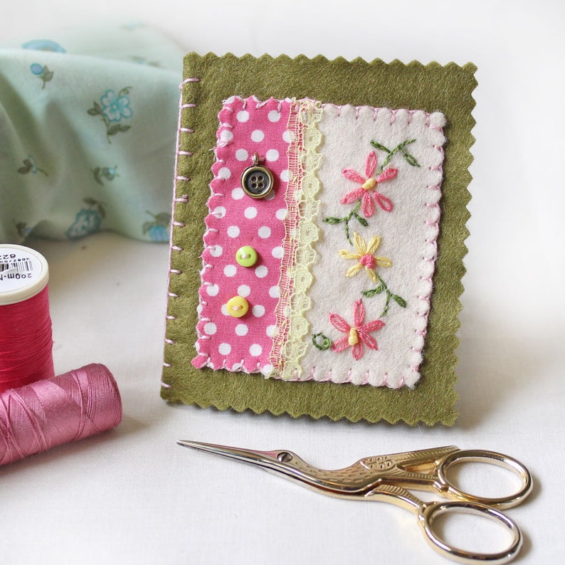 Hand Embroidered Needle Book: Green Felt Sewing Needle Case image 5