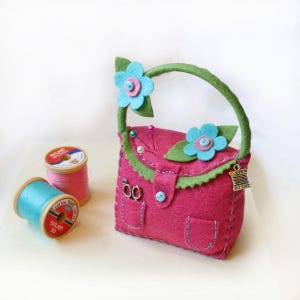 Felt Pincushion Sewing Gift, Pink Handbag Pin Cushion, Needlework Accessory