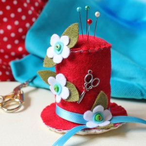 Novelty Pincushion Craft Gift, Red Hat Pin Cushion, Sewing Gift for Crafter, Handmade Pincushion Felt Ornament, Craft Room Decor