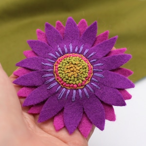 Handmade Purple Felt Gerbera Brooch: Embroidered Floral Corsage