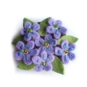 Forget Me Not Brooch, Felt Flower Brooch Pin, Purple Blue Flowers Pin, Unique Mum Gift, Spring Flowers Embroidered Pin, Small Flowers Brooch