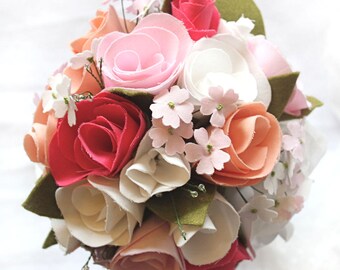 Ramo de flores de algodón: rosa pastel y tulipán, ramo de novia alternativo
