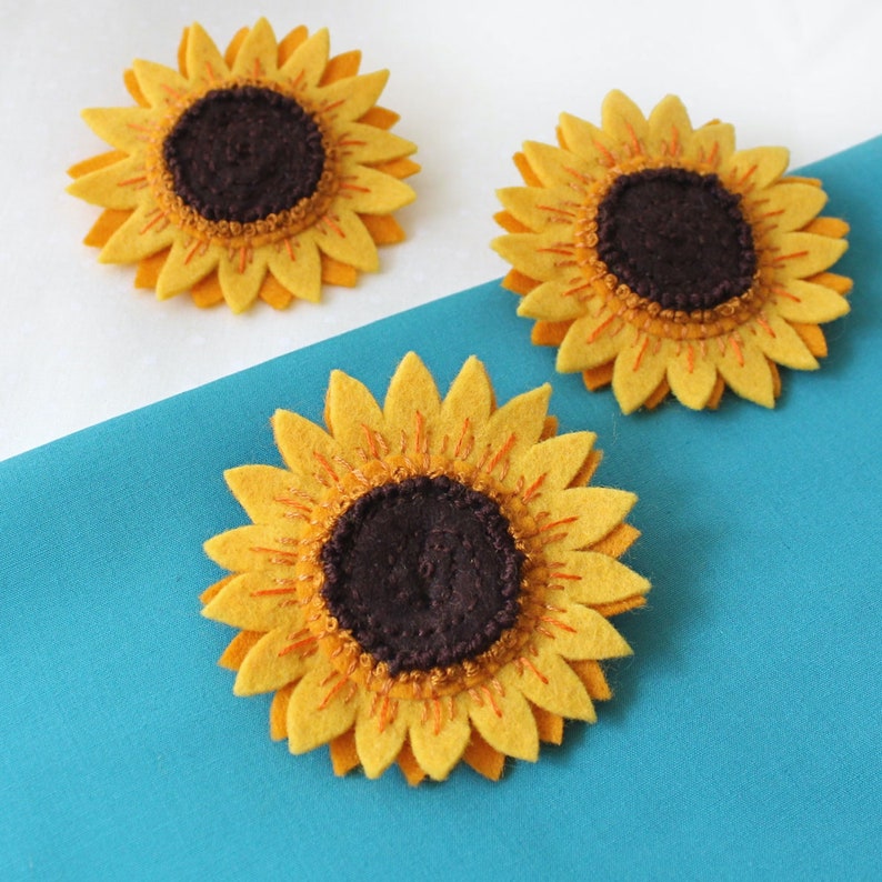 Embroidered Felt Sunflower Brooch in Golden and Sunshine Yellow, Large Flower Brooch, Summer Jewelry image 3