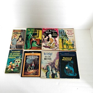 Mystery Bundle of Eight Children&#39;s Paperback Mystery Books