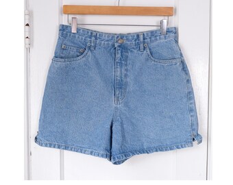 Size 31" | Vintage 90's classic denim high waisted shorts | Bill Blass