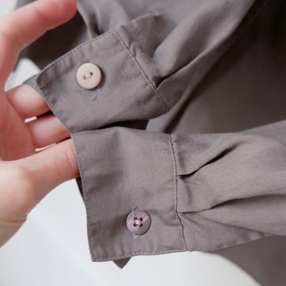 Medium | Vintage gray silk minimalist button down… - image 4
