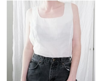 Medium | 90s Linen minimalist vintage white tank | Rafaella