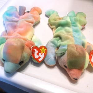 Vintage Ty Sammy Beanie Baby: Sammy Sosa Cubs Tie Dye Bear