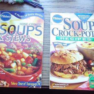 Vintage Pillsbury Classic Cookbook Selection: Recipe Booklet. Home cooked Soups and Stews; Soup & Crock pot recipes. Easy Biscuit ideas.