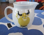 Vintage Arabia of Finland Yellow Cow Pitcher Designed by Kaj Franck. White ceramic, ironstone, stoneware. 1 pint creamer. Milk Syrup, Gravy