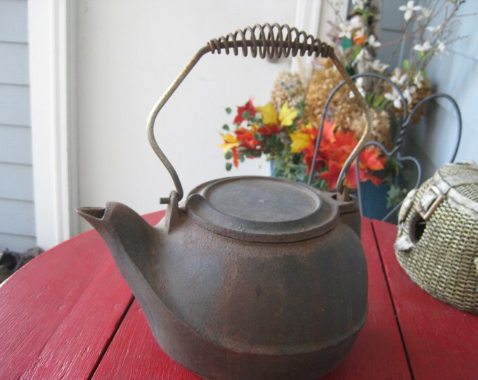 Vintage Cast Iron Water Tea Kettle Attached Swing Lid Coil Etsy