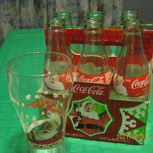 Vintage Santa Coca-Cola Glass & 6-Pack Bottles: Christmas Collectible