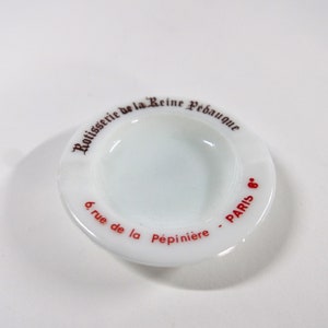 Vintage Paris Restaurant 'Rôtisserie de la Reine Pédauque' Opaline Ashtray - S.E.V.N .Guerville - Made in France