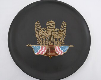 Bandeja vintage de Couroc de Monterey con bandera estadounidense, campana de la libertad y águilas reales
