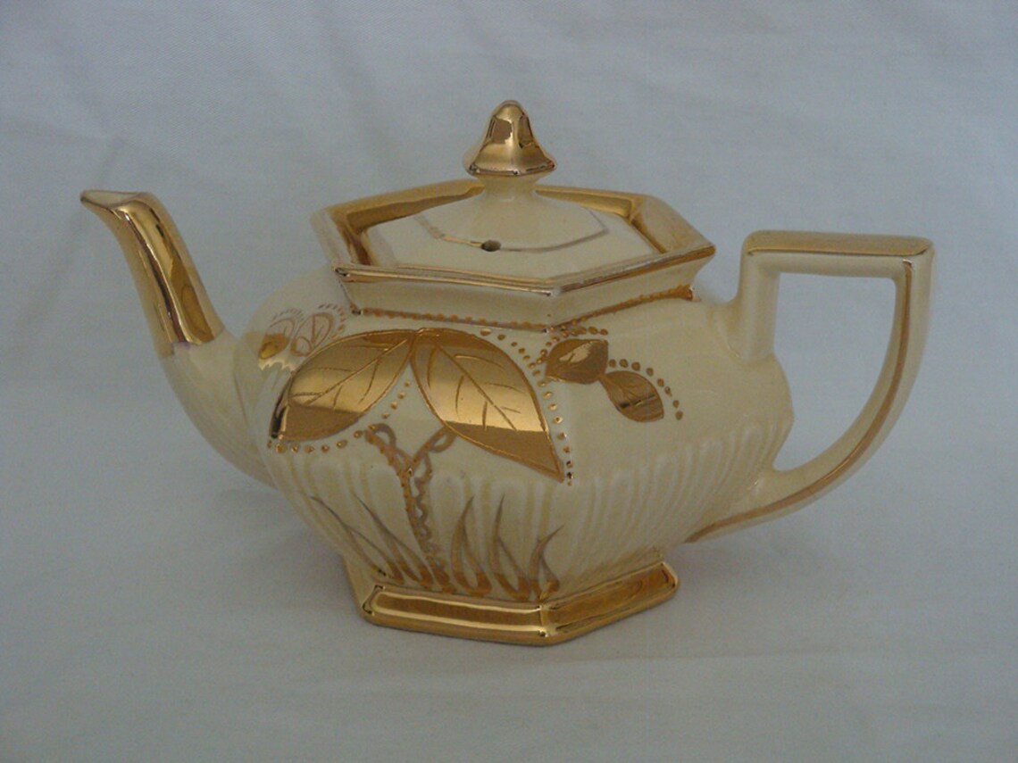 Vintage Arthur Wood Teapot 1058 England Etsy