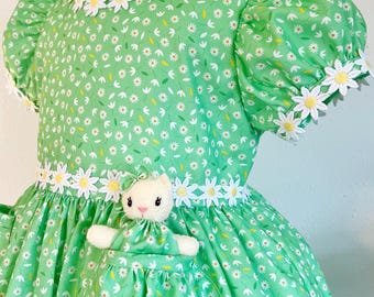 SALE Daisy Daisy Dress size 4T with a Pocket Kitty