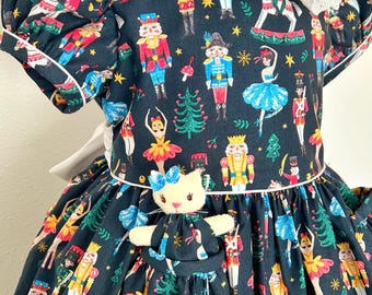 Nutcracker Dress girls size 5 with a Pocket Kitty