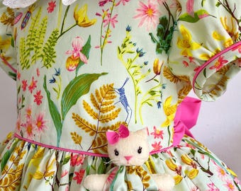 Nature’s Beauty Dress size 4T with Pocket Kitty