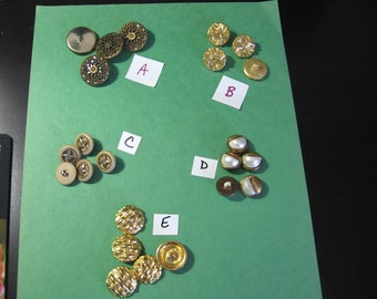 VINTAGE BUTTONS, 18 incl, mid-century, gold tone, plastic, metal, collect, sewing, embellishment, fastener, accessory, clothing, A B C E
