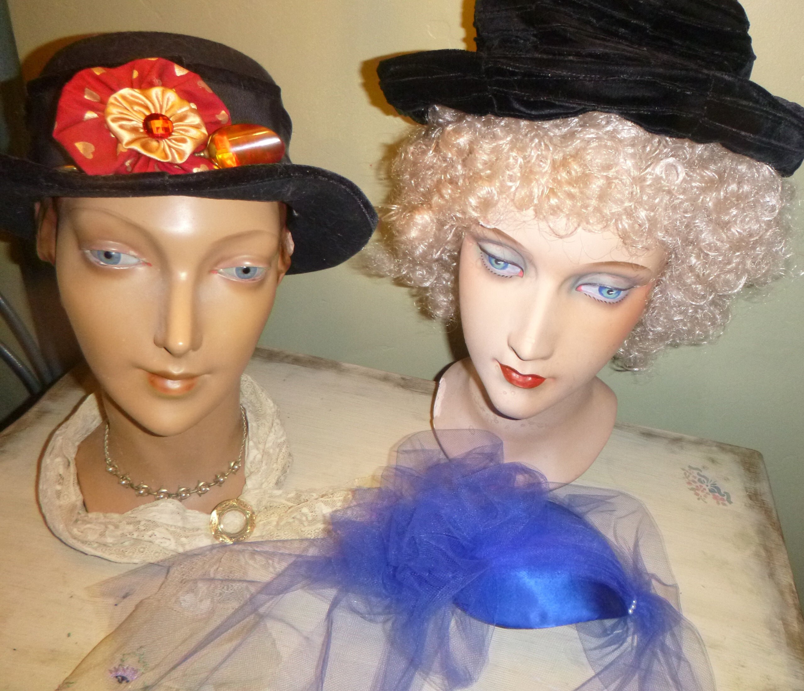 Pretty True VINTAGE MANNEQUIN Beauty HEAD Wig Form Hat Display