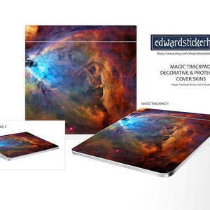 Könnte beinhalten: Eine dekorative und schützende Abdeckung für das Apple Magic Trackpad mit einem farbenfrohen Nebelbild. Die Haut ist in zwei Größen erhältlich, eine für das Magic Trackpad 1 und eine für das Magic Trackpad 2.