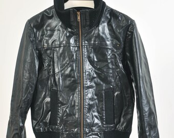 Vintage 00s real leather jacket in black