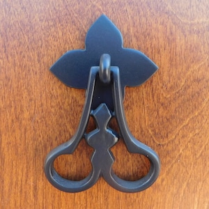 5306/07 Antique Black French drop pull 2.5&quot; Drop, 2&quot; Rose