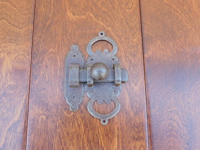V2531 Rustic Cabinet Door Latch With Keeper 4 X Etsy
