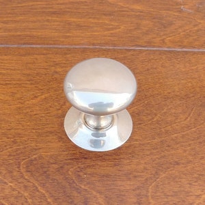 VR236PN 1&quot; Polished Nickel Knob.