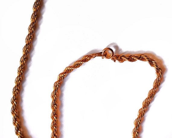 1970s Gold Tone Twist Chain Vintage Necklace - image 3